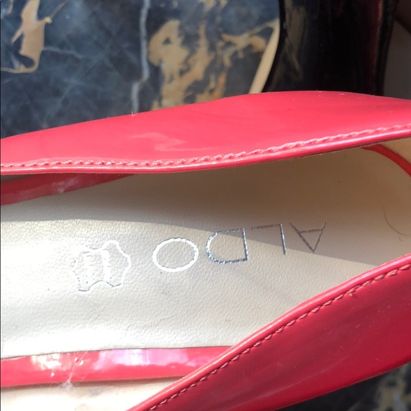 Ladies new shoes worn only one time - Picture 2 of 6